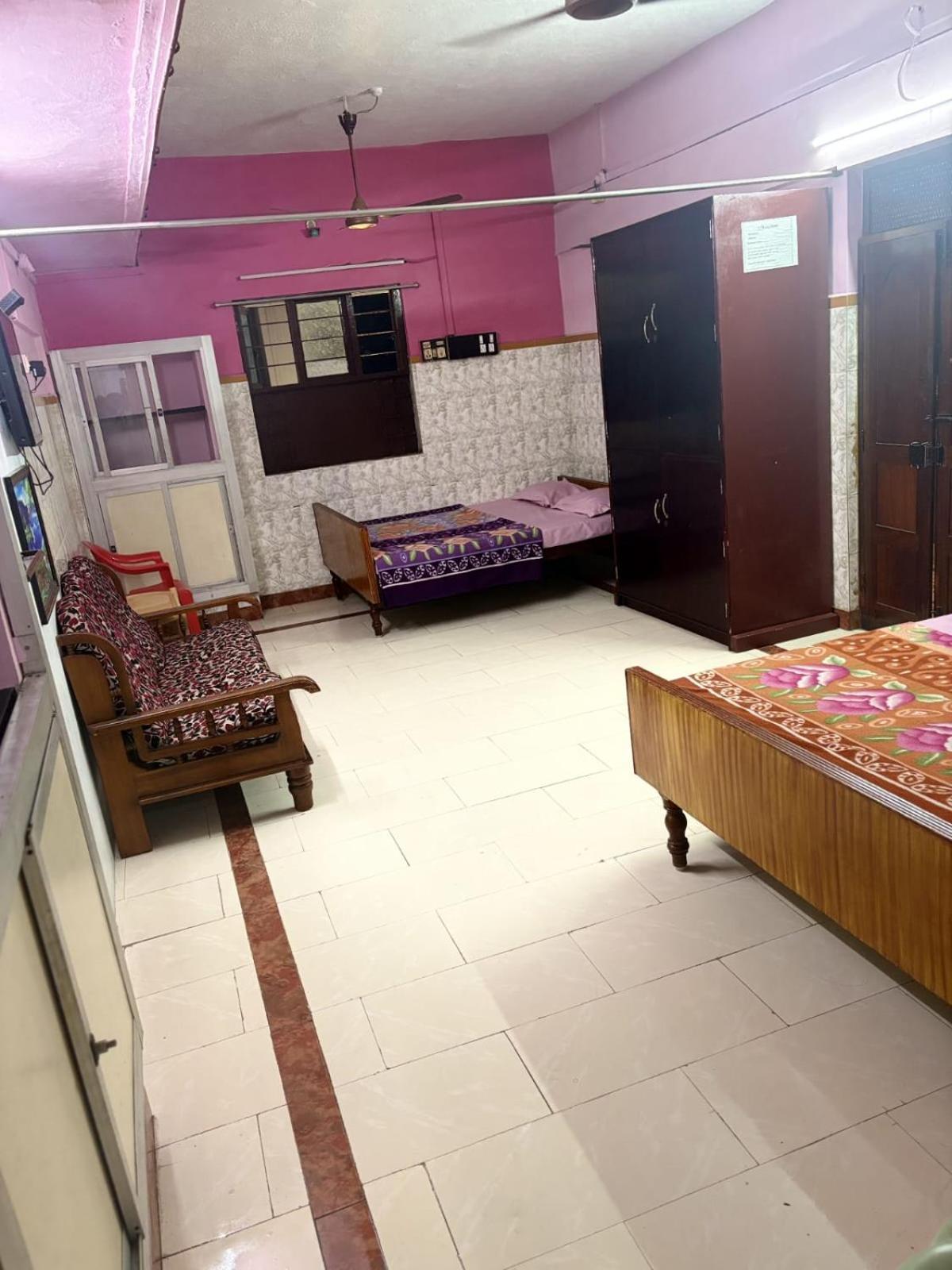 Gsr Stayhome Puduccseri Kültér fotó